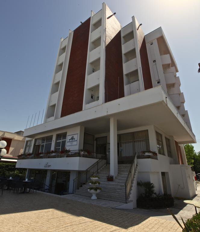 Hotel Ambassador Marotta Exterior photo